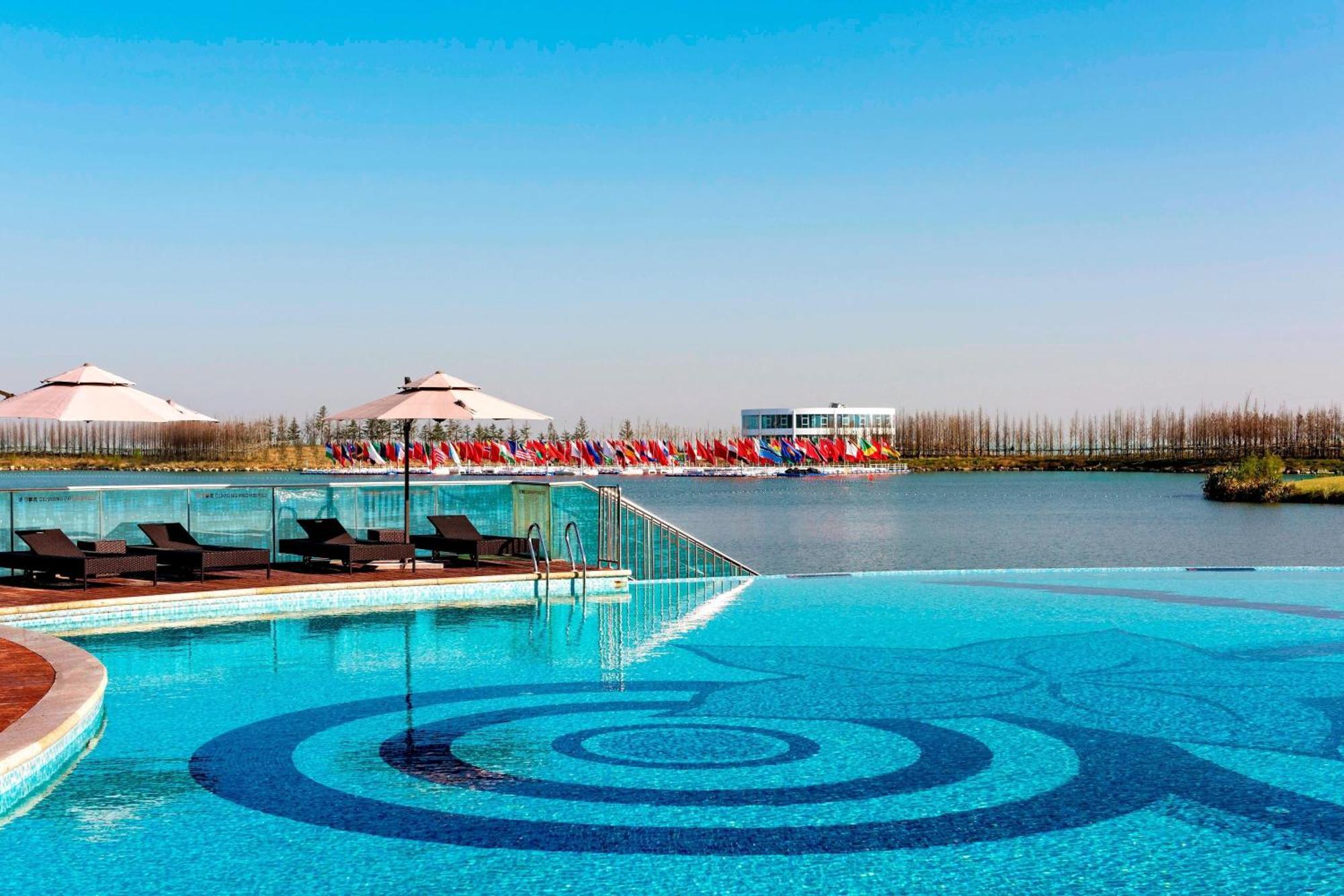 Sheraton Huzhou Taihu Lake Hot Spring Resort & Spa Exterior foto